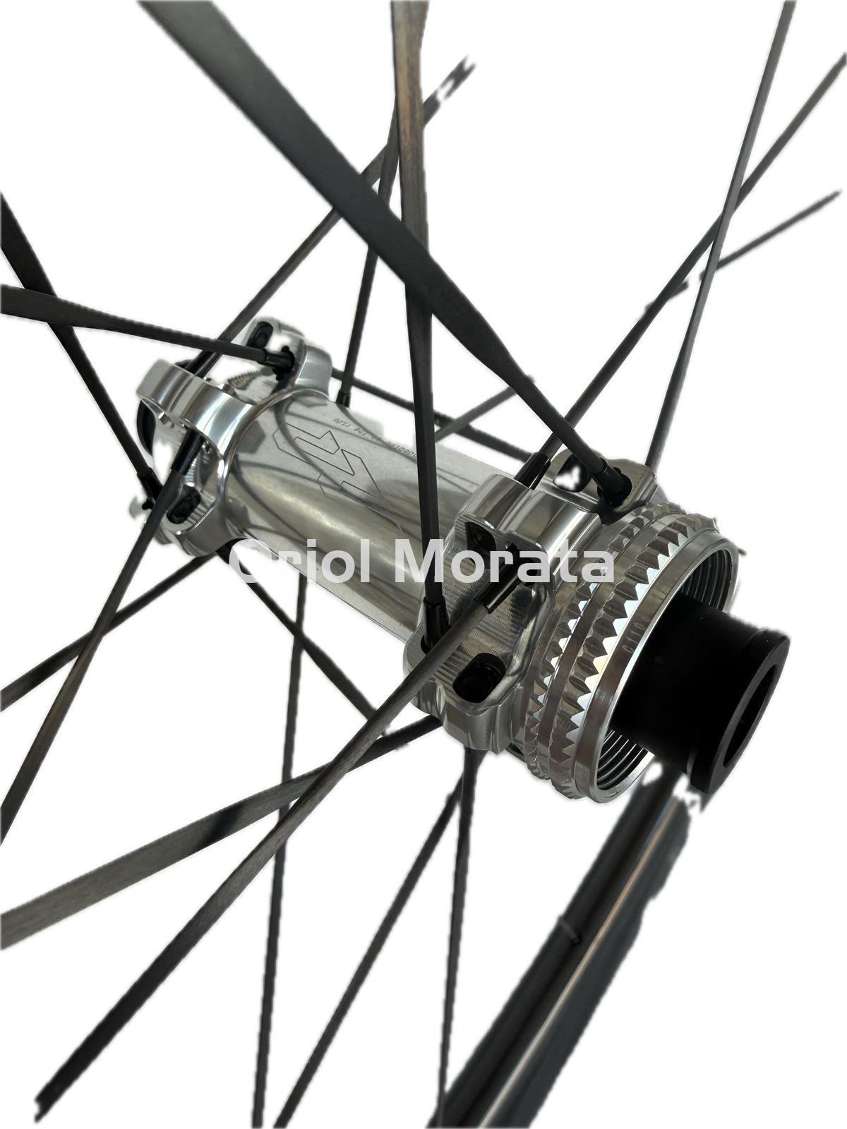 BUJE TRASERO J-BEND 12 X 142 24 AGUJEROS CENTER LOCK - Imagen 2